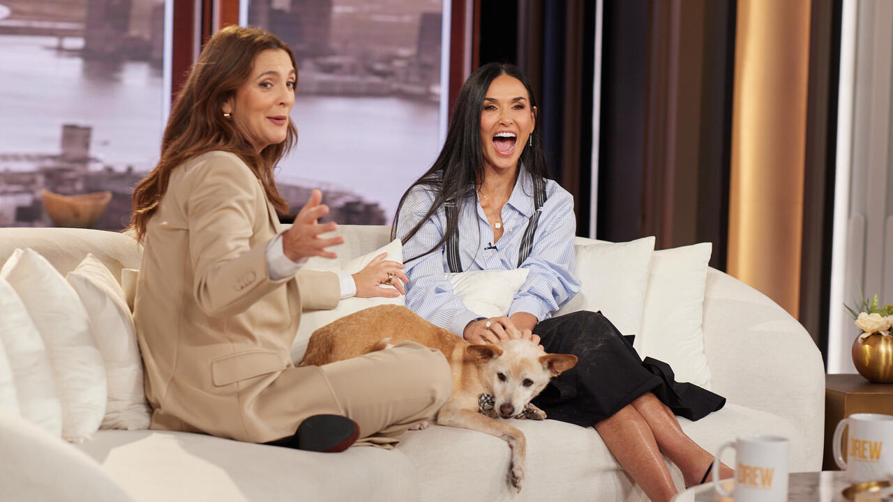 Demi Moore Remembers "Charlie's Angels" Bikini Scene 20+ Years Later | The  Drew Barrymore Show
